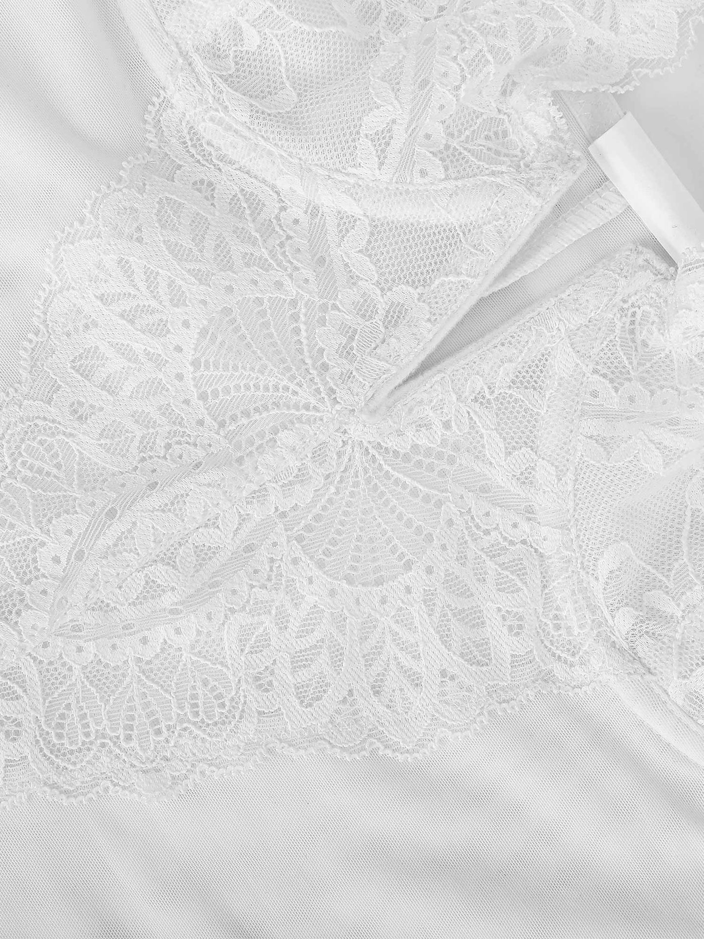 Freja™ - Formande Body med Djup V-Ringning